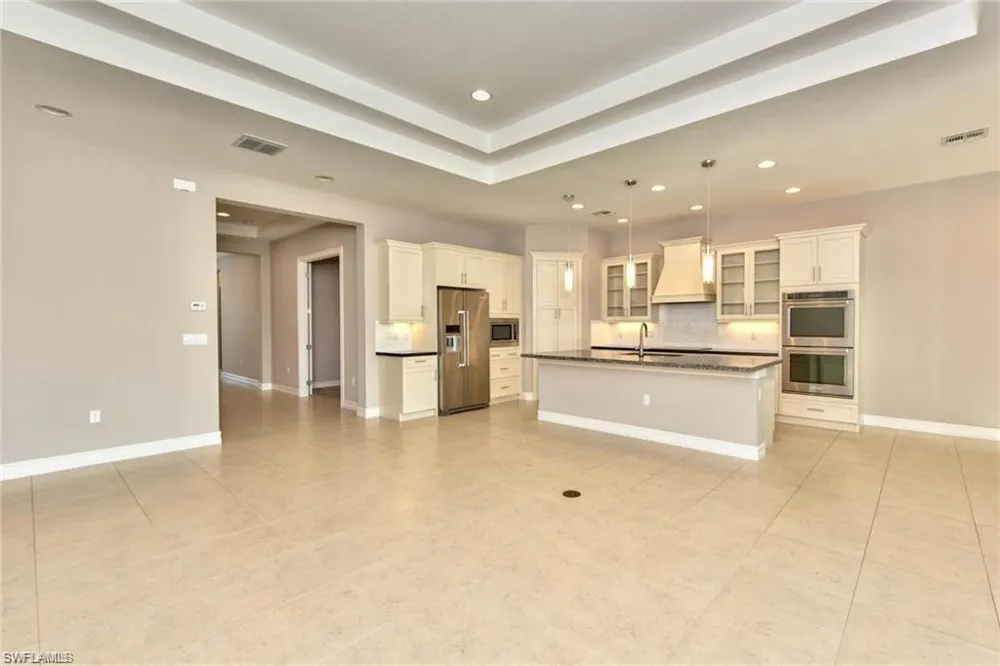 9336 Woodhurst Drive Naples, FL 34120