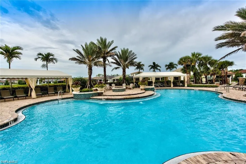 9336 Woodhurst Drive Naples, FL 34120