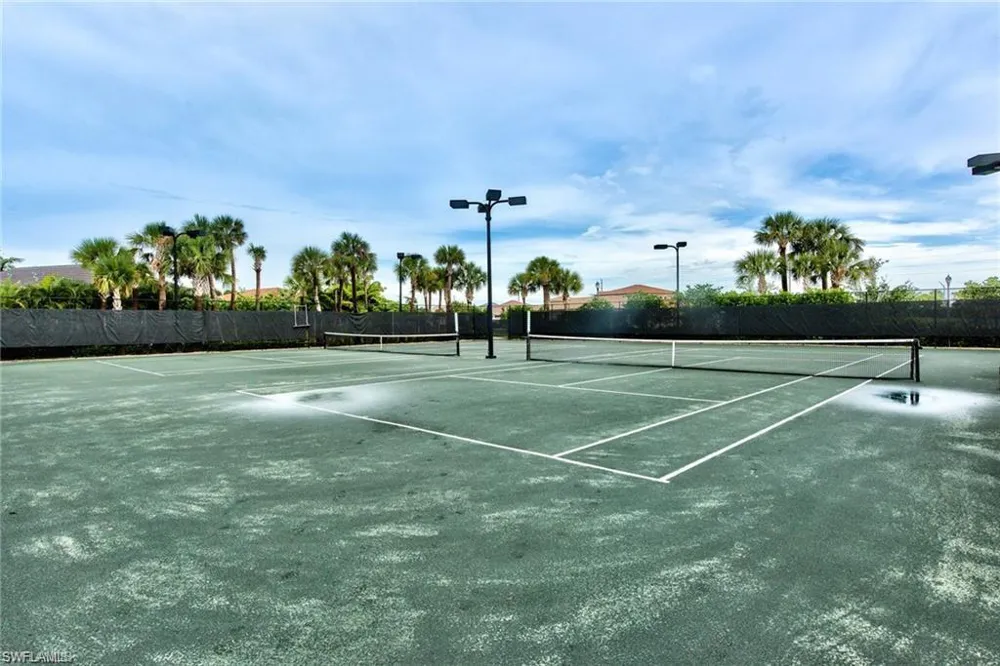 9336 Woodhurst Drive Naples, FL 34120