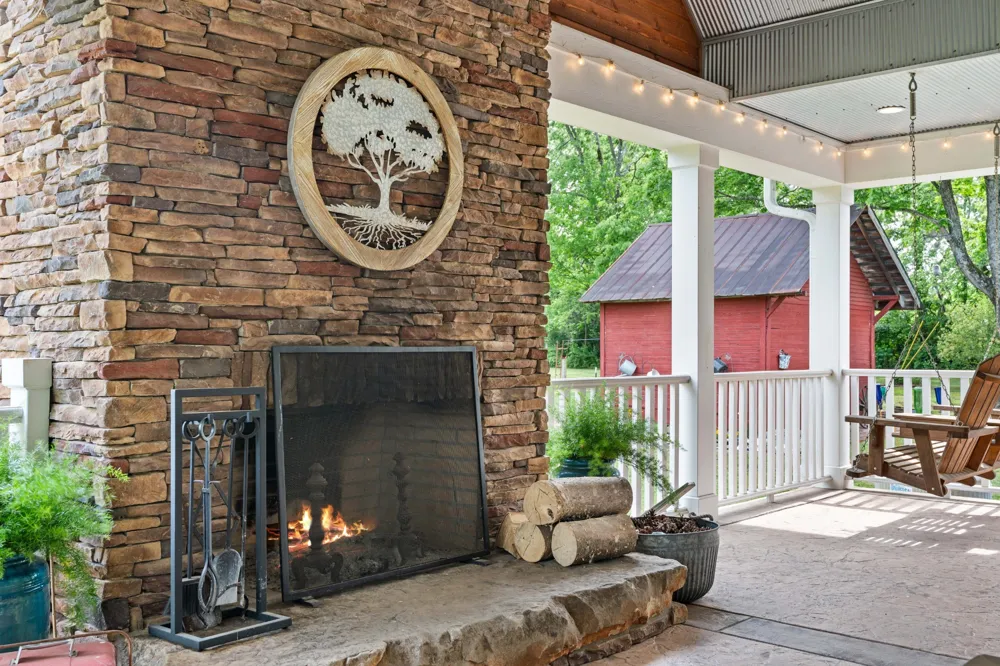 587A Douglas Ln Gallatin, TN 37066