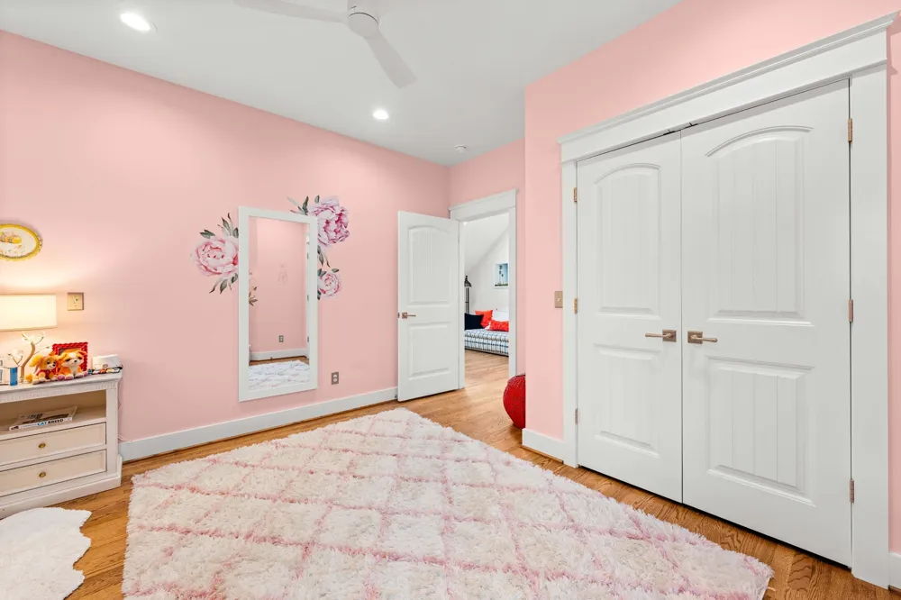 587A Douglas Ln Gallatin, TN 37066
