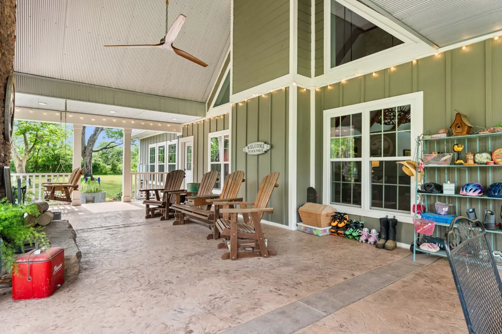 587A Douglas Ln Gallatin, TN 37066