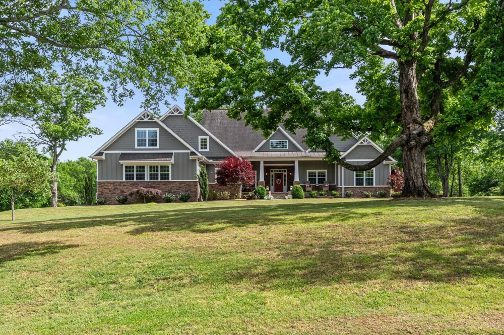 587A Douglas Ln Gallatin, TN 37066