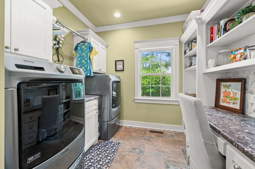 587A Douglas Ln Gallatin, TN 37066
