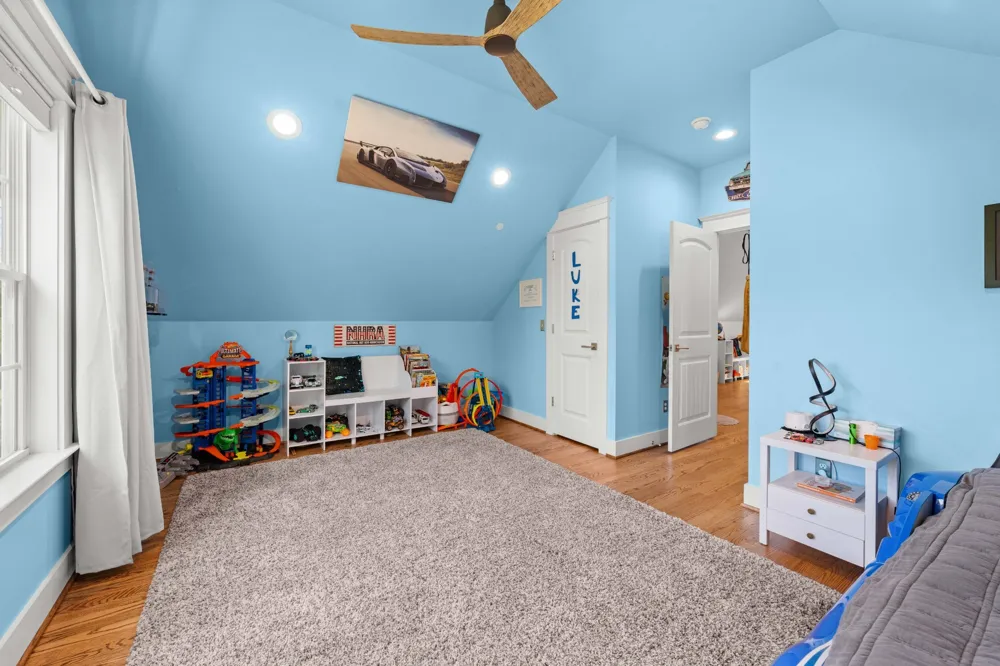 587A Douglas Ln Gallatin, TN 37066
