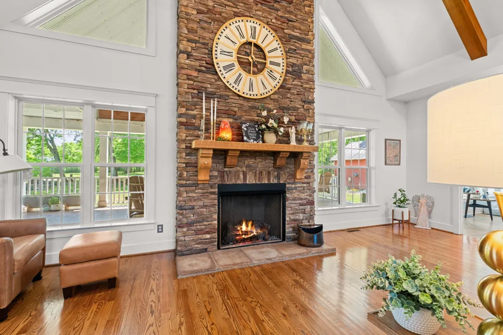 587A Douglas Ln Gallatin, TN 37066