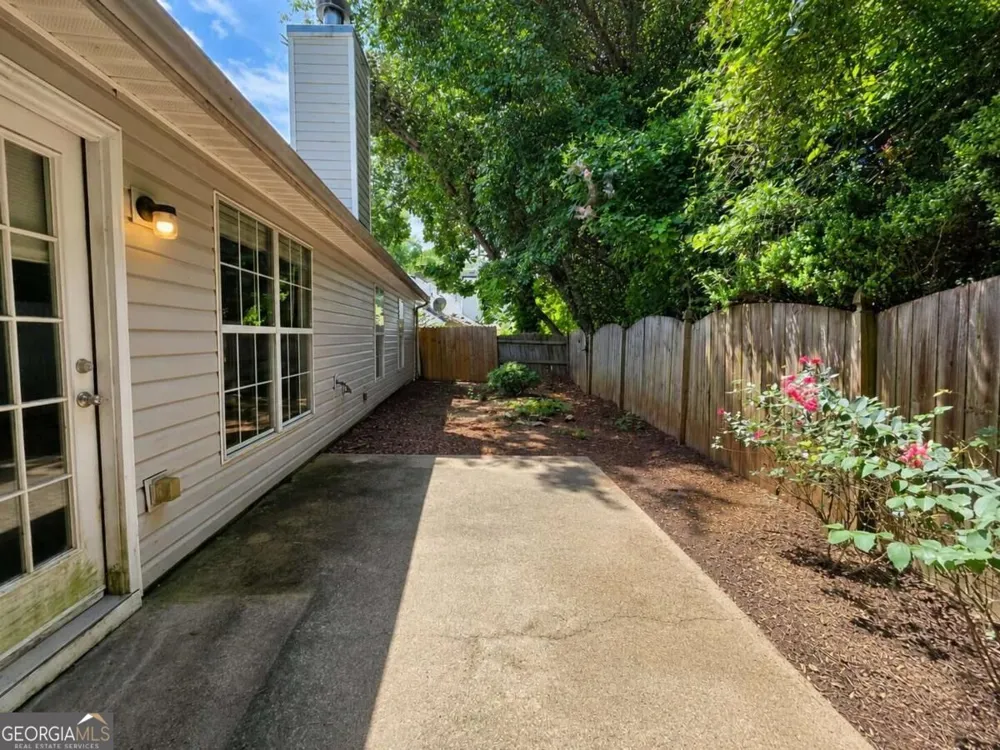 3418 Washington Cmns Kennesaw, GA 30144