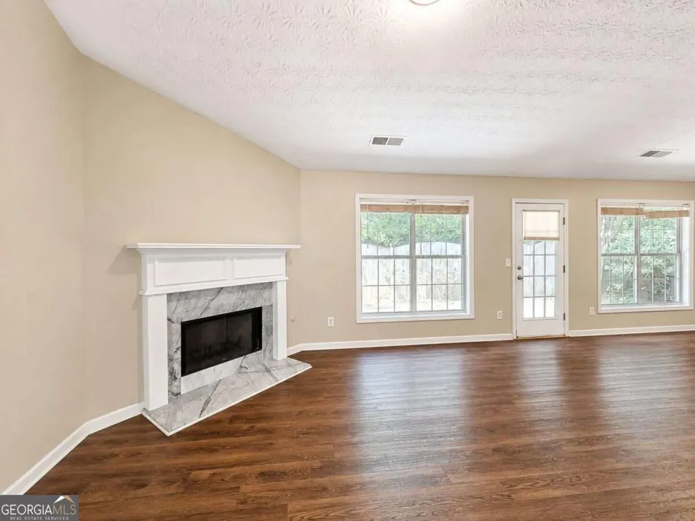 3418 Washington Cmns Kennesaw, GA 30144