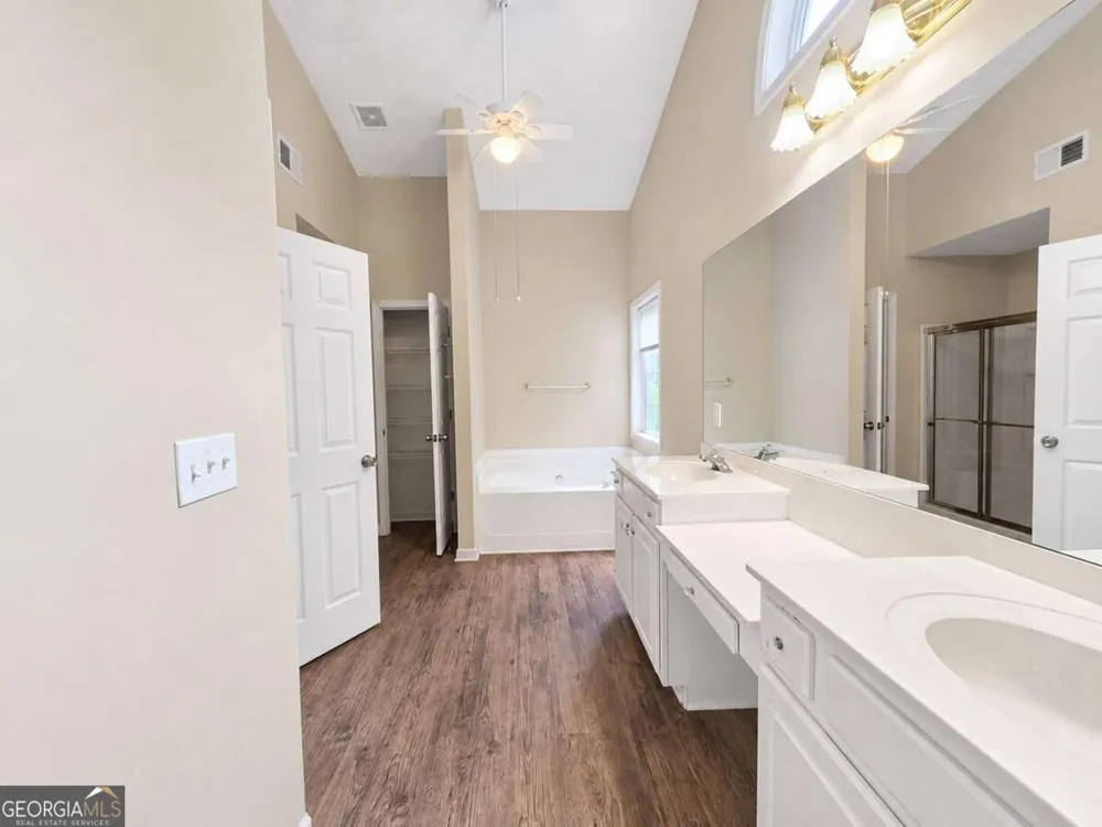 3418 Washington Cmns Kennesaw, GA 30144