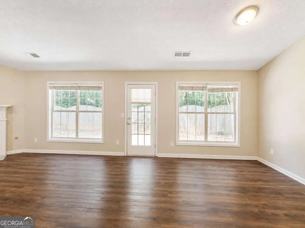 3418 Washington Cmns Kennesaw, GA 30144
