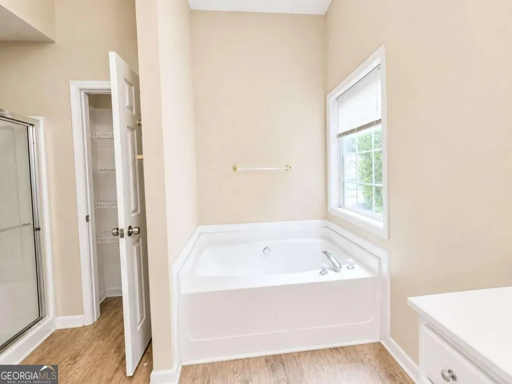 3418 Washington Cmns Kennesaw, GA 30144