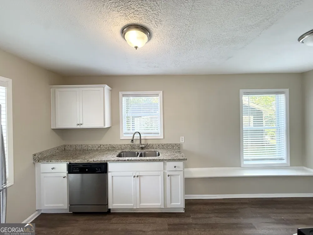 424 Dorsey RD Hapeville, GA 30354