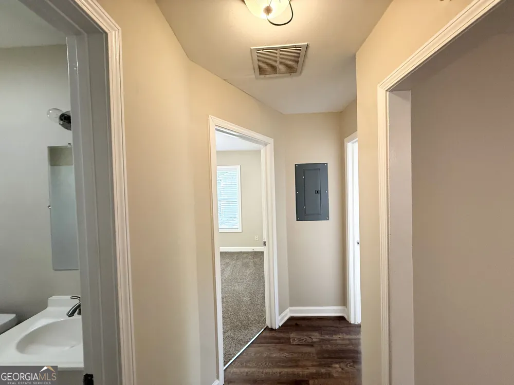 424 Dorsey RD Hapeville, GA 30354