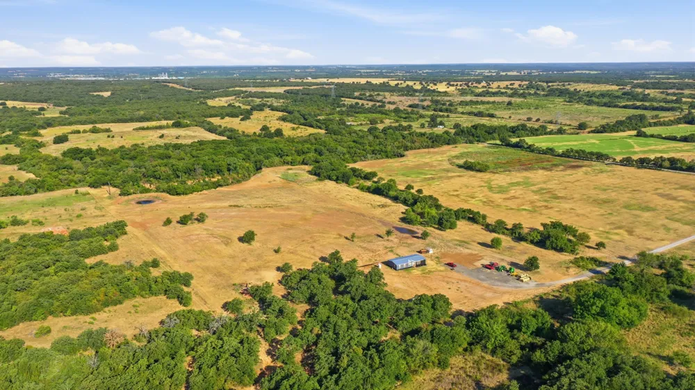 257 County Road 3850 Poolville, TX 76487
