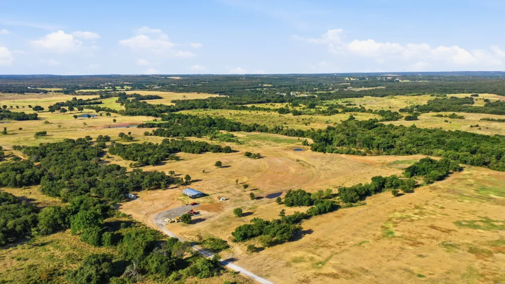 257 County Road 3850 Poolville, TX 76487