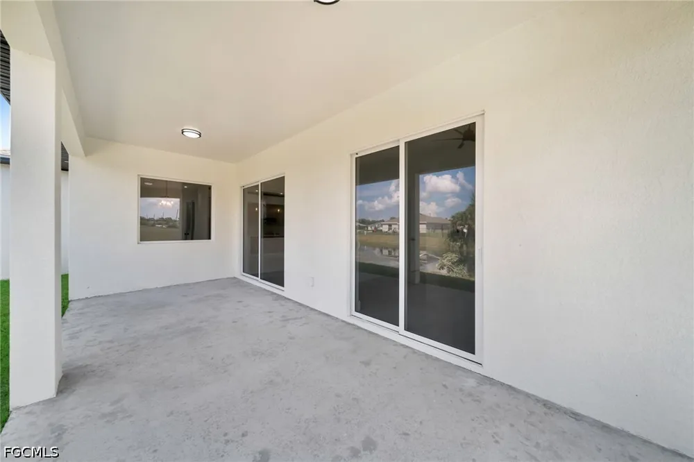 NE 9th Place Cape Coral, FL 33909