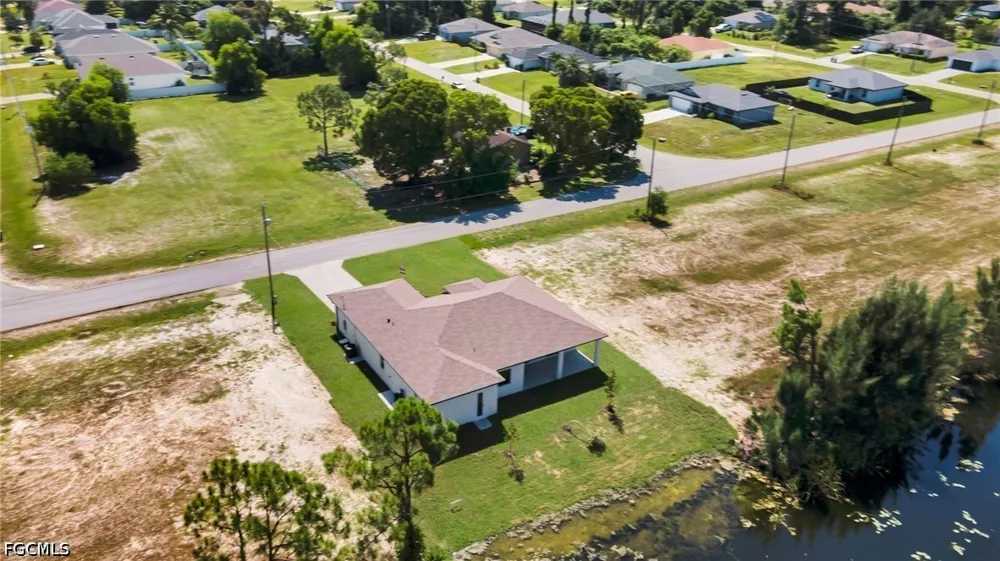 NE 9th Place Cape Coral, FL 33909