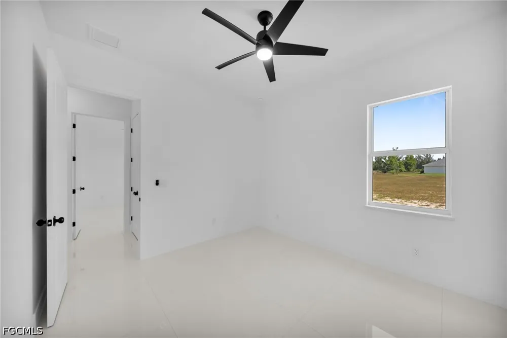 NE 9th Place Cape Coral, FL 33909