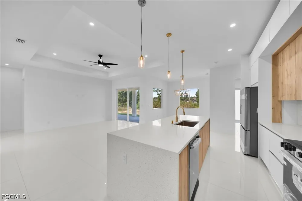 NE 9th Place Cape Coral, FL 33909