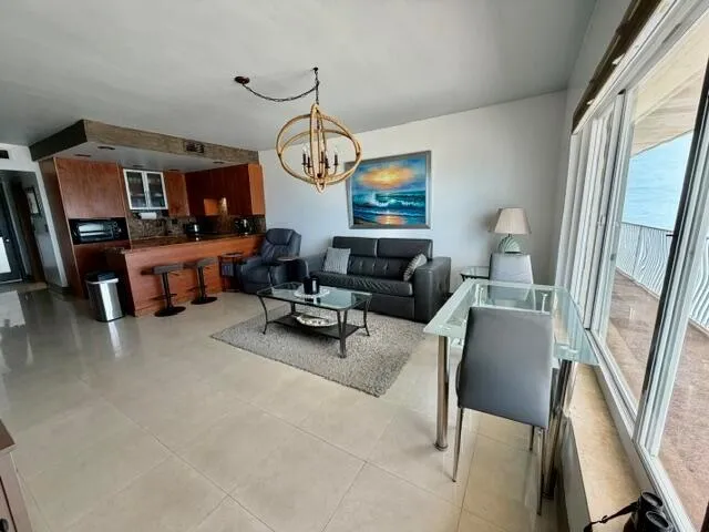 300 OREGON STREET #506 Hollywood, FL 33019