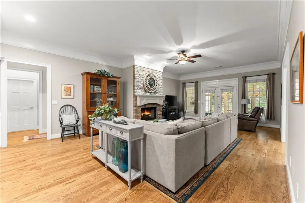 4614 Chartwell Chase Court Flowery Branch, GA 30542