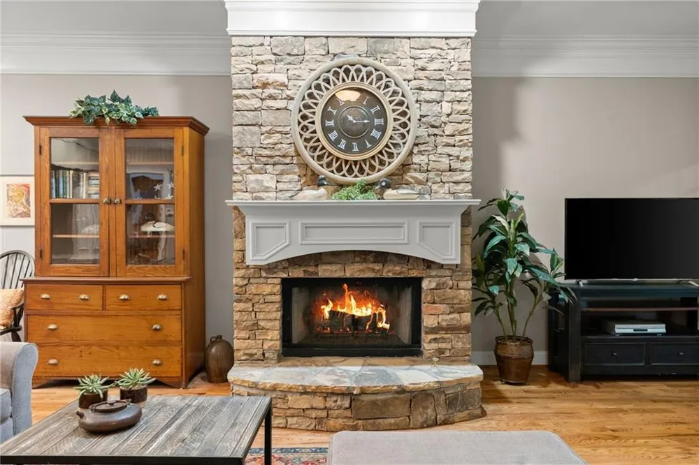 4614 Chartwell Chase Court Flowery Branch, GA 30542