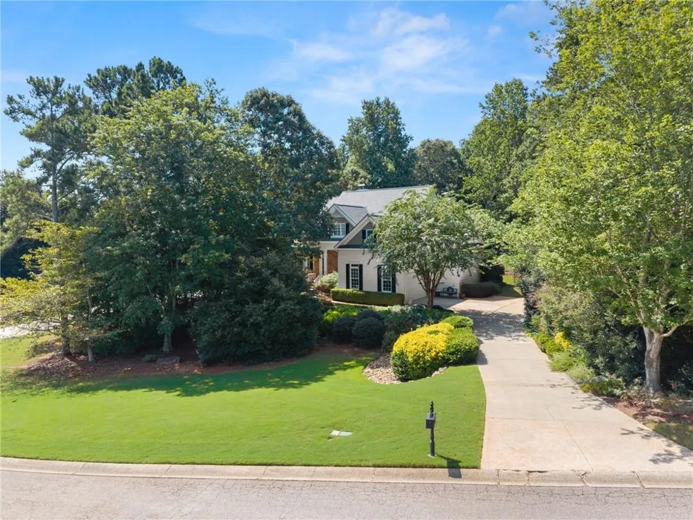 4614 Chartwell Chase Court Flowery Branch, GA 30542