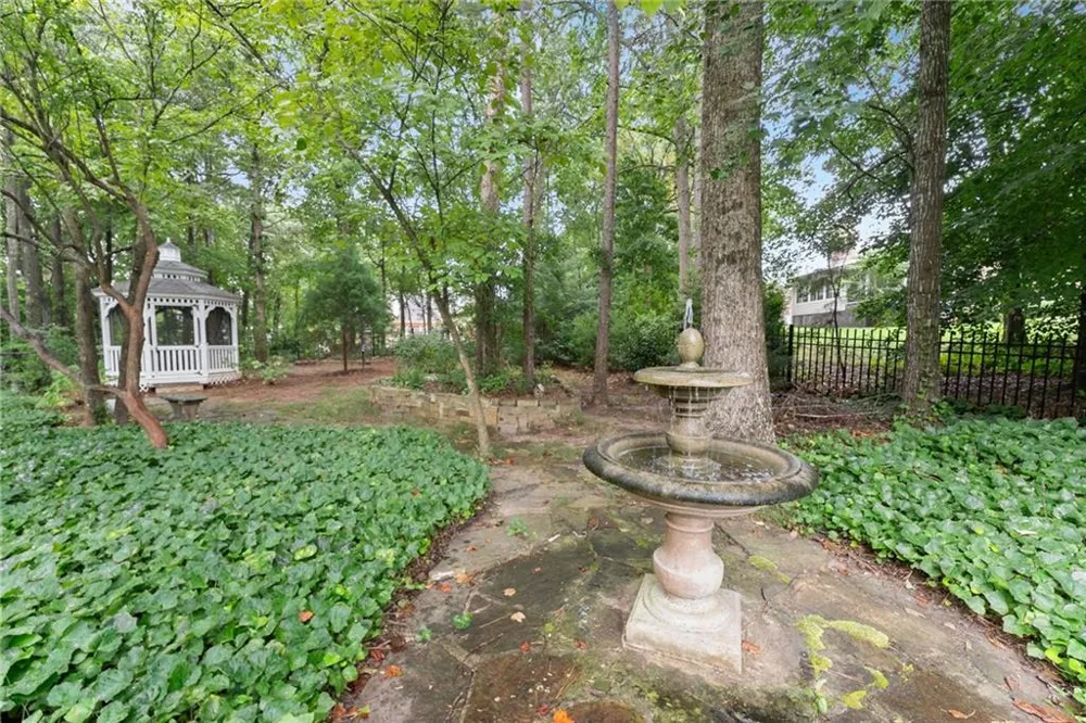 4614 Chartwell Chase Court Flowery Branch, GA 30542