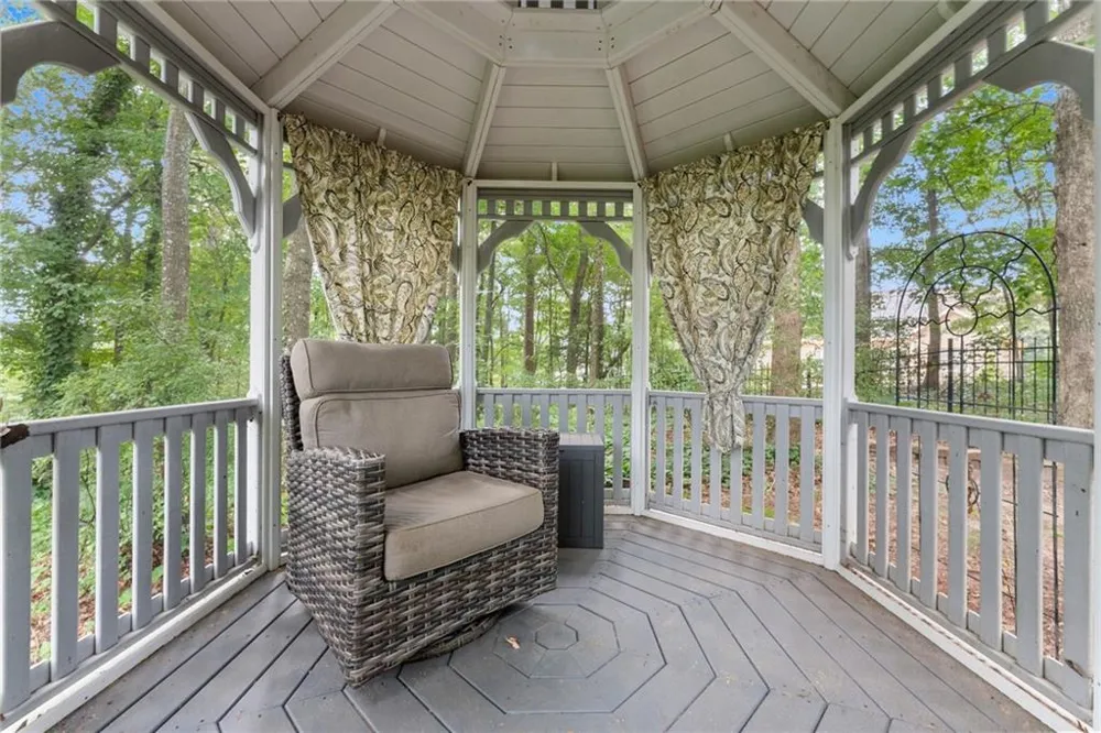 4614 Chartwell Chase Court Flowery Branch, GA 30542