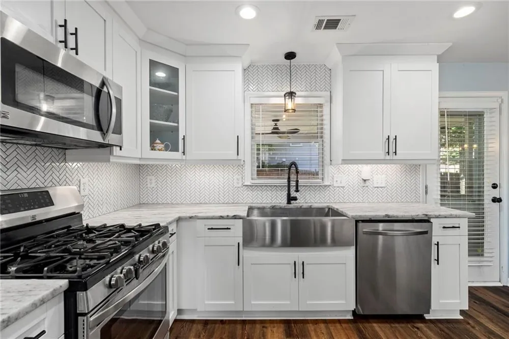 1005 Brentmoor Lane NW Kennesaw, GA 30144