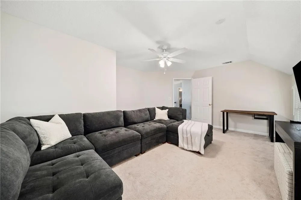 1005 Brentmoor Lane NW Kennesaw, GA 30144
