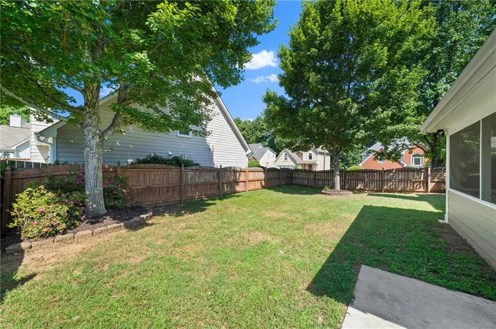 1005 Brentmoor Lane NW Kennesaw, GA 30144