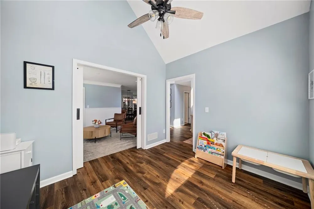 1005 Brentmoor Lane NW Kennesaw, GA 30144