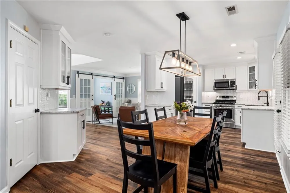 1005 Brentmoor Lane NW Kennesaw, GA 30144