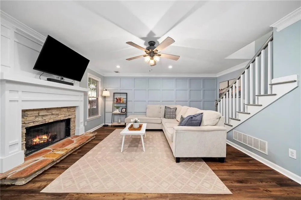 1005 Brentmoor Lane NW Kennesaw, GA 30144