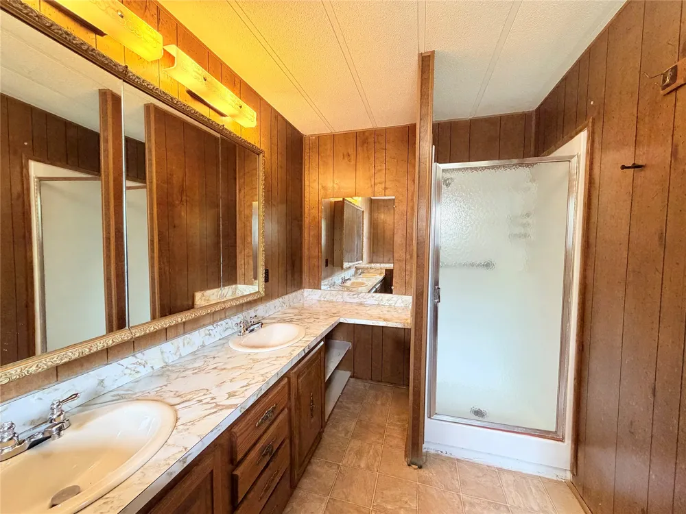 7903 Eastland Avenue Lakeside, TX 76135