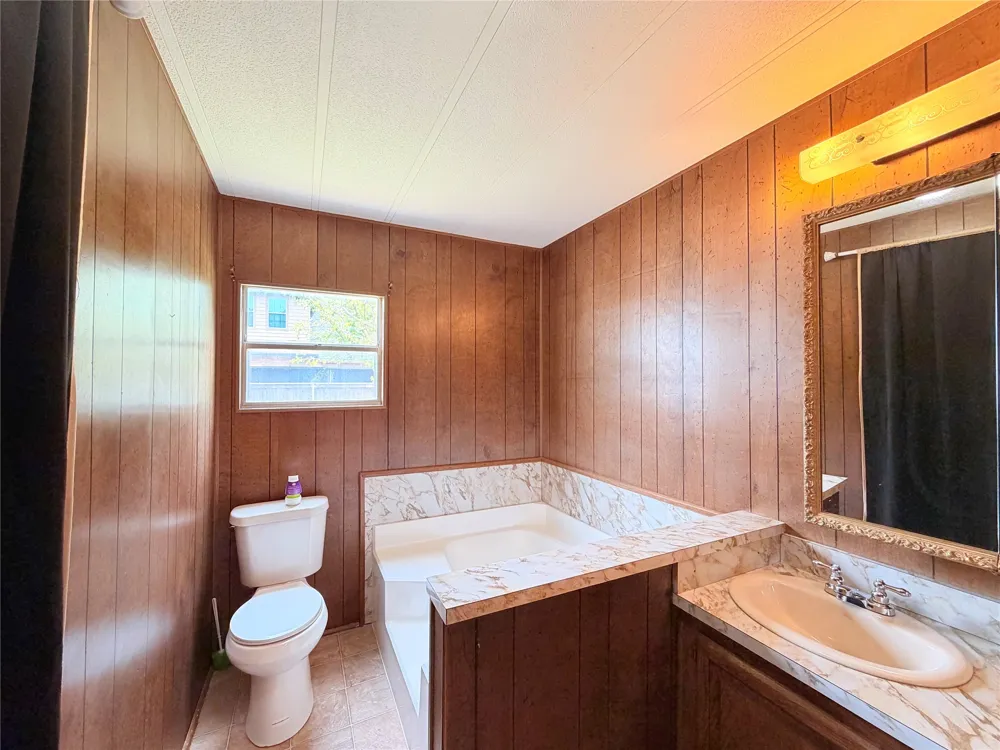 7903 Eastland Avenue Lakeside, TX 76135