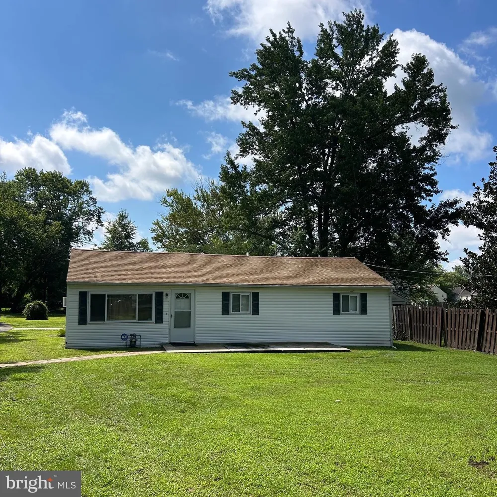 951 BARKSDALE ROAD Newark, DE 19711