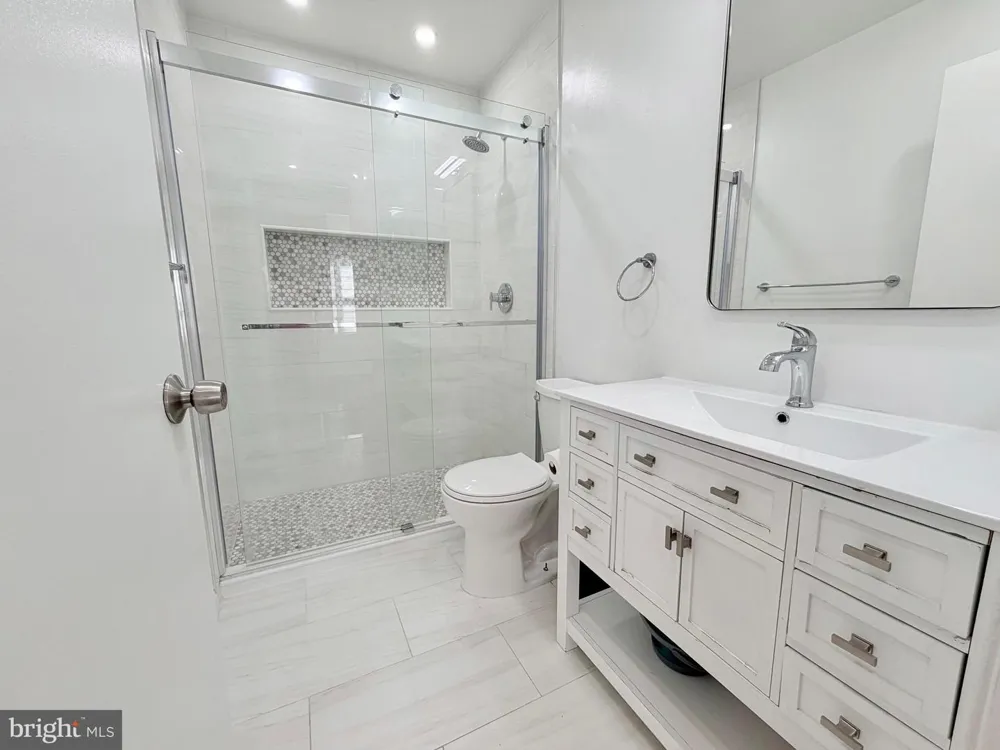 6122 LITTLE FOXES RUN Columbia, MD 21045
