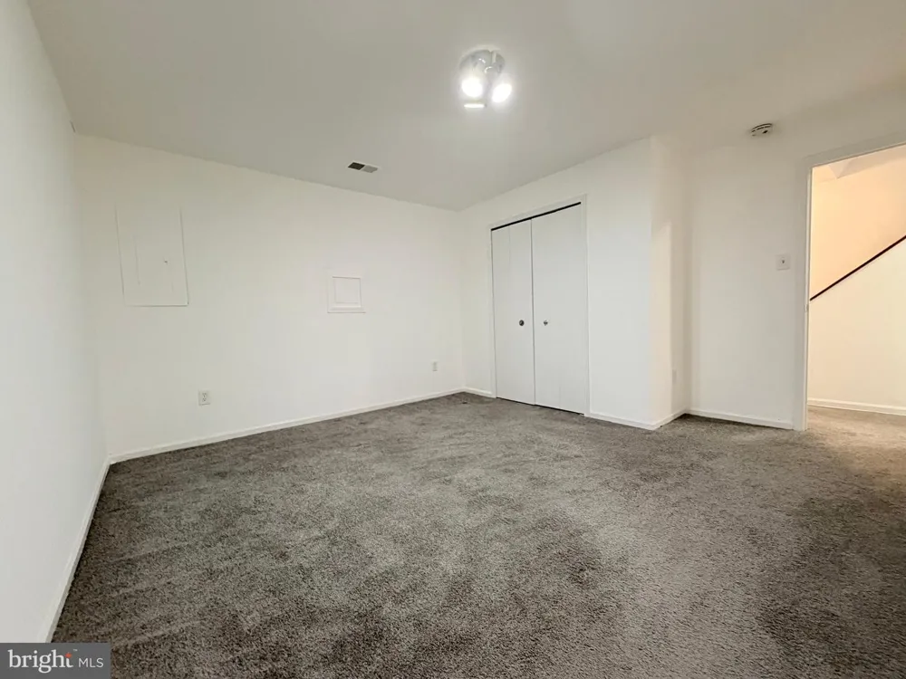 6122 LITTLE FOXES RUN Columbia, MD 21045