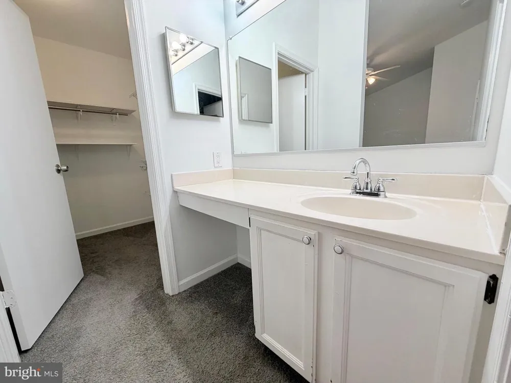 6122 LITTLE FOXES RUN Columbia, MD 21045