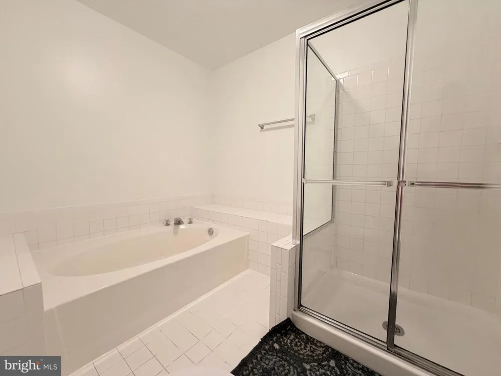 6122 LITTLE FOXES RUN Columbia, MD 21045