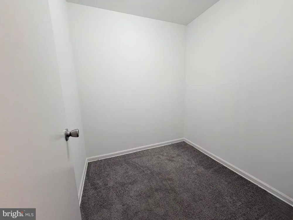 6122 LITTLE FOXES RUN Columbia, MD 21045