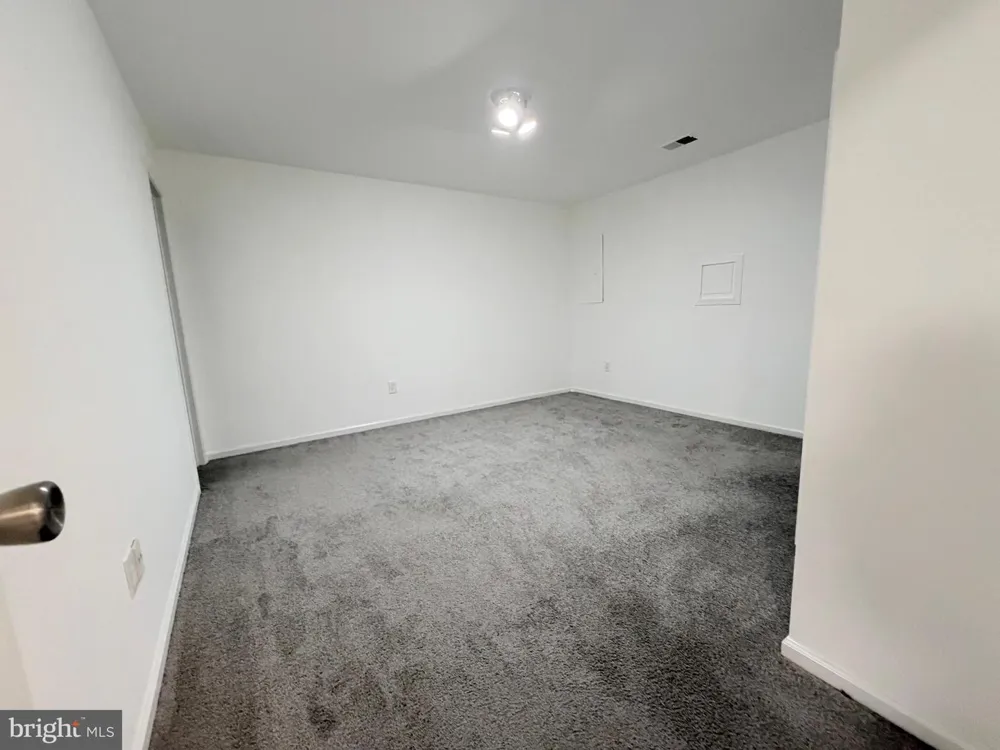 6122 LITTLE FOXES RUN Columbia, MD 21045