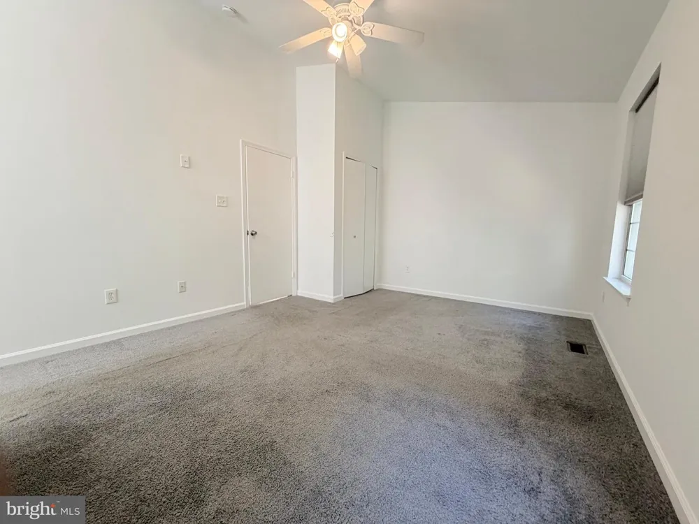 6122 LITTLE FOXES RUN Columbia, MD 21045