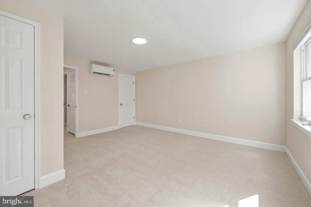 2907 16TH ROAD S #2907B Arlington, VA 22204