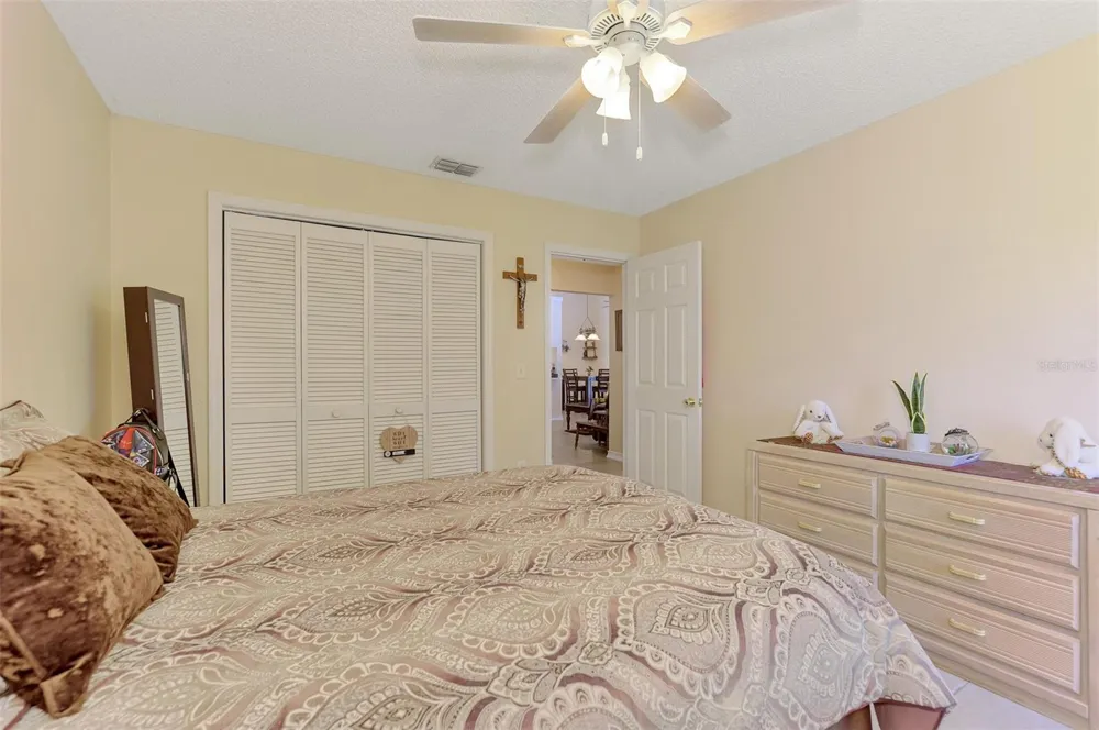 3911 77TH PLACE E Sarasota, FL 34243