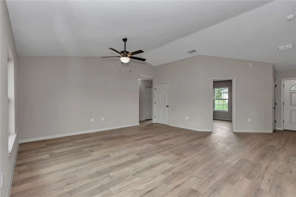 64 MALAUKA ROAD Ocklawaha, FL 32179