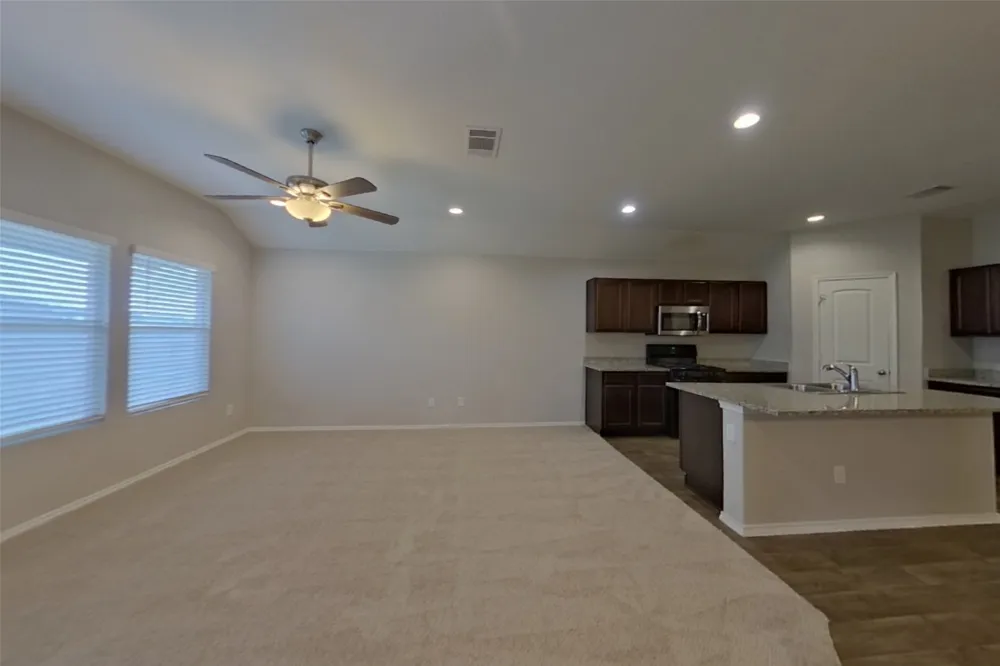 1016 Adler Way San Marcos, TX 78666