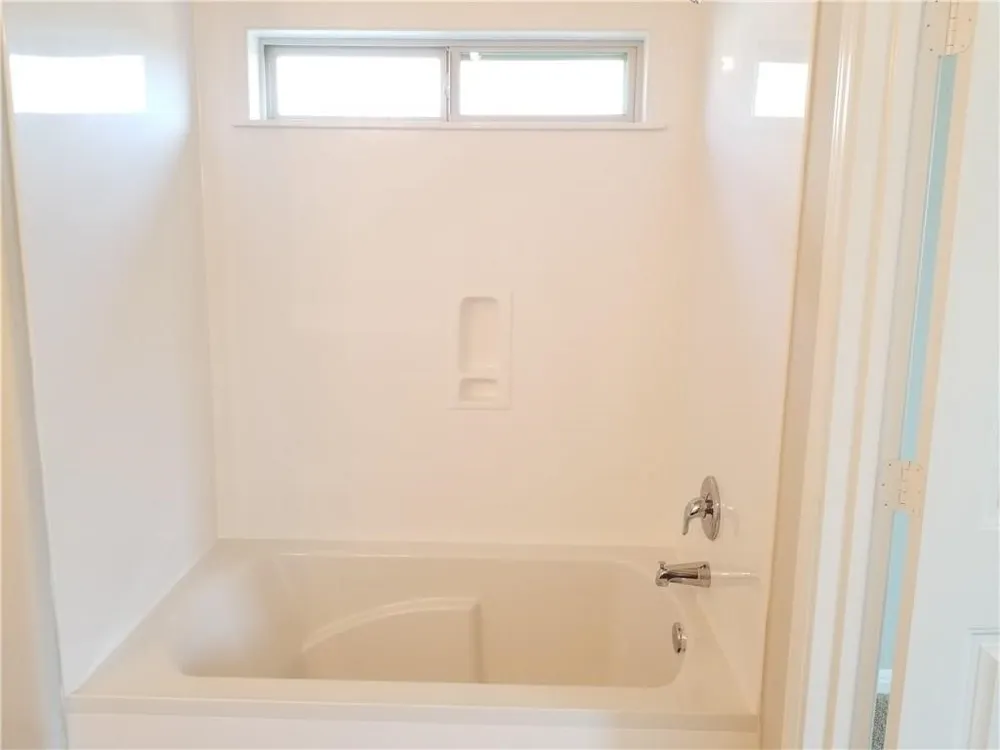 1024 Peregrine Way Leander, TX 78641